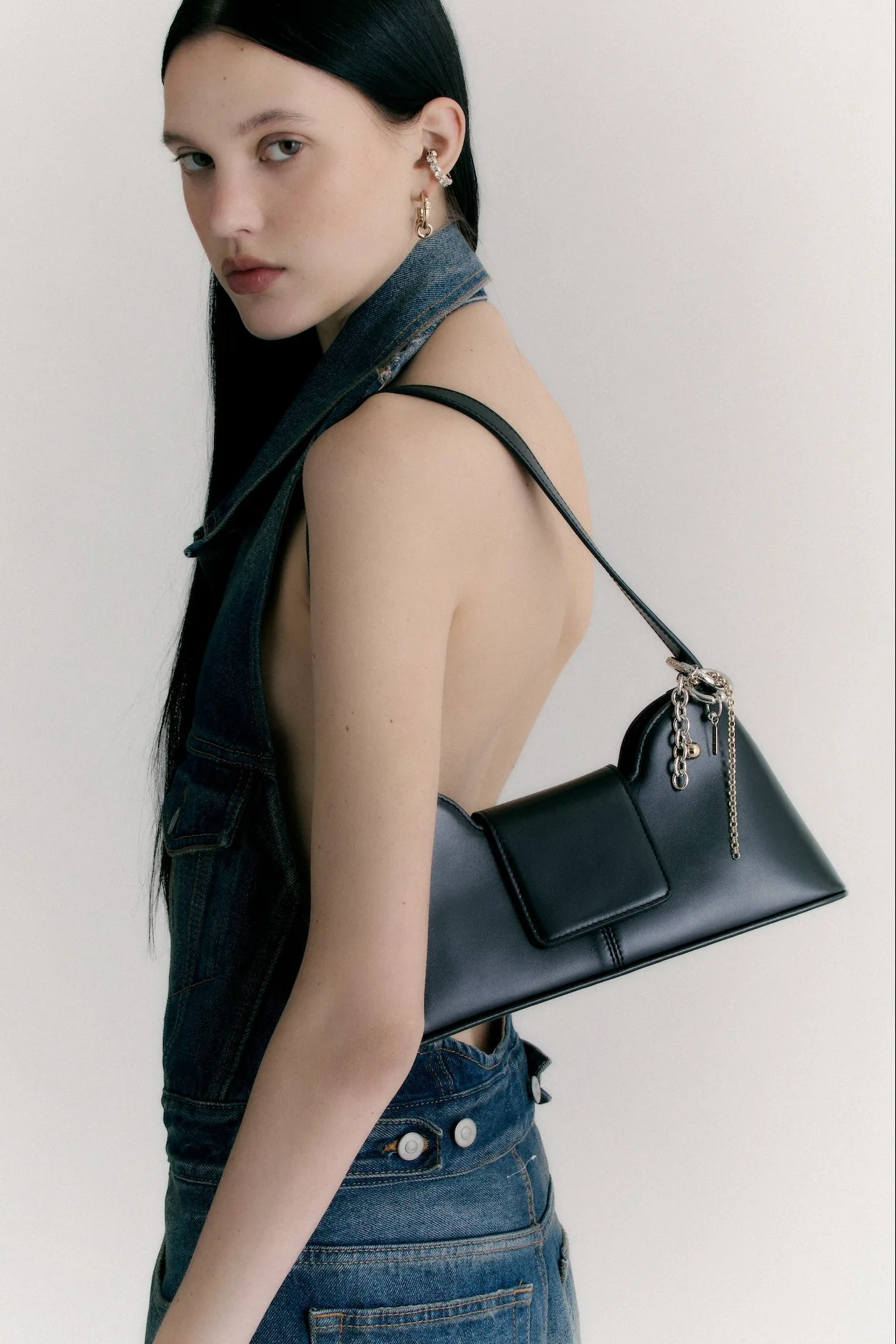 Marla Black Bag + Heart keychain - Image 3