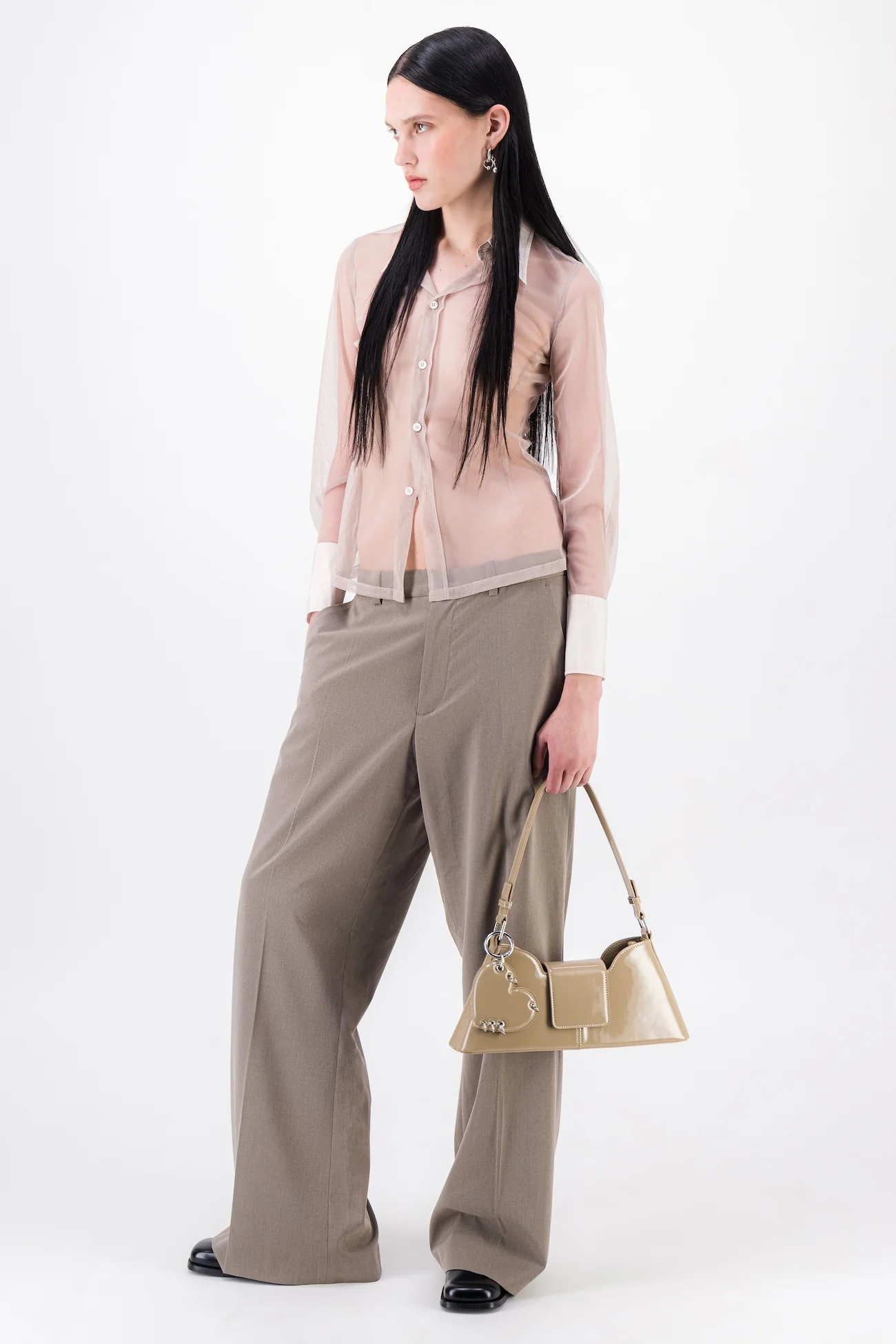 Marla Sand Patent Bag + heart keychain - Image 3